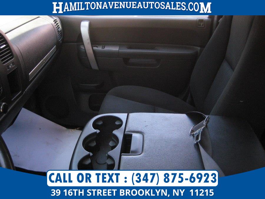 Used Chevrolet Silverado 1500 4WD Ext Cab 143.5" LT 2011 | Hamilton Avenue Auto Sales DBA Nyautoauction.com. Brooklyn, New York Used Chevrolet Silverado 1500 4WD Ext Cab 143.5" LT 2011 | Hamilton Avenue Auto Sales DBA Nyautoauction.com. Brooklyn, New York
