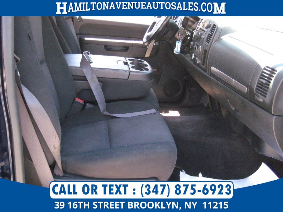 Used Chevrolet Silverado 1500 4WD Ext Cab 143.5" LT 2011 | Hamilton Avenue Auto Sales DBA Nyautoauction.com. Brooklyn, New York Used Chevrolet Silverado 1500 4WD Ext Cab 143.5" LT 2011 | Hamilton Avenue Auto Sales DBA Nyautoauction.com. Brooklyn, New York