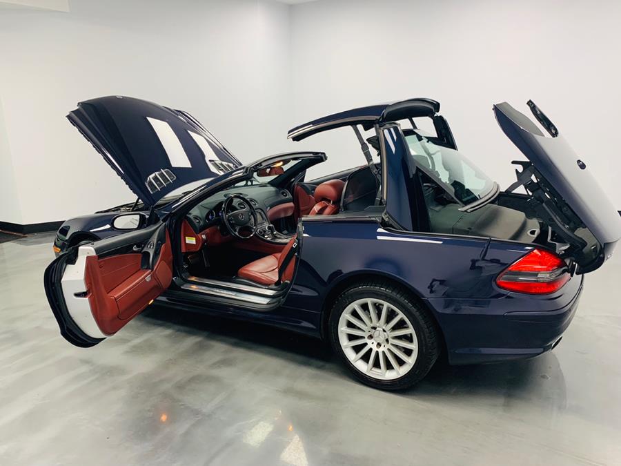 2008 Mercedes-Benz SL-Class 2dr Roadster 5.5L V8, available for sale in Linden, New Jersey | East Coast Auto Group. Linden, New Jersey 2008 Mercedes-Benz SL-Class 2dr Roadster 5.5L V8, available for sale in Linden, New Jersey | East Coast Auto Group. Linden, New Jersey