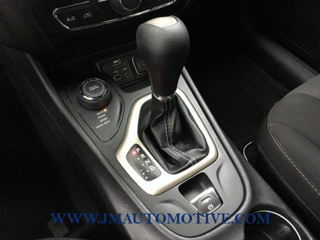2016 Jeep Cherokee 4WD 4dr Latitude, available for sale in Naugatuck, Connecticut | J&M Automotive Sls&Svc LLC. Naugatuck, Connecticut 2016 Jeep Cherokee 4WD 4dr Latitude, available for sale in Naugatuck, Connecticut | J&M Automotive Sls&Svc LLC. Naugatuck, Connecticut