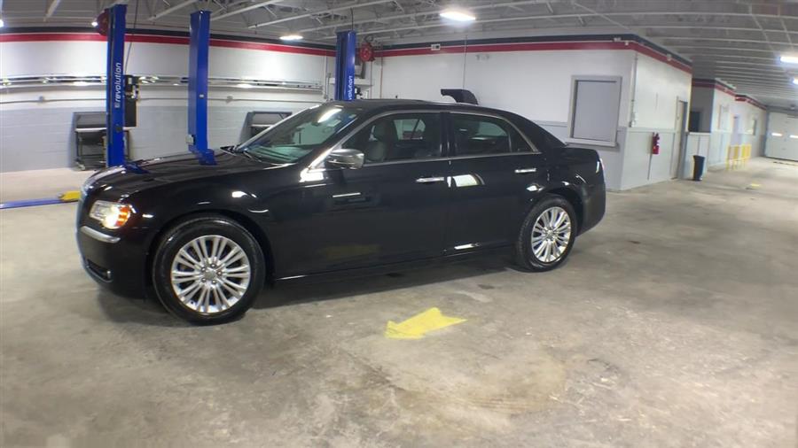 2014 Chrysler 300 4dr Sdn 300C John Varvatos Limited Edition AWD, available for sale in Stratford, Connecticut | Wiz Leasing Inc. Stratford, Connecticut 2014 Chrysler 300 4dr Sdn 300C John Varvatos Limited Edition AWD, available for sale in Stratford, Connecticut | Wiz Leasing Inc. Stratford, Connecticut
