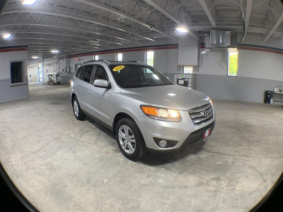 2012 Hyundai Santa Fe AWD 4dr V6 SE, available for sale in Stratford, Connecticut | Wiz Leasing Inc. Stratford, Connecticut