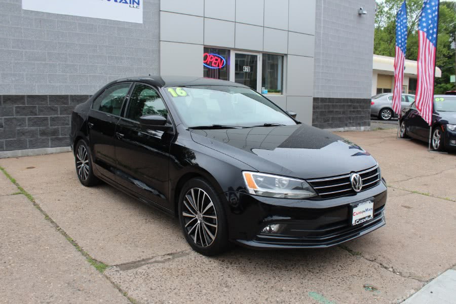 2016 Volkswagen Jetta Sedan 4dr Auto 1.8T Sport PZEV, available for sale in Manchester, Connecticut | Carsonmain LLC. Manchester, Connecticut