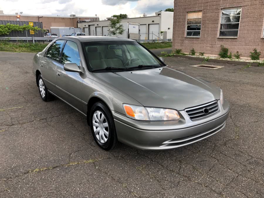 2000 Toyota Camry 4dr Sdn LE Auto, available for sale in Hartford , Connecticut | Ledyard Auto Sale LLC. Hartford , Connecticut