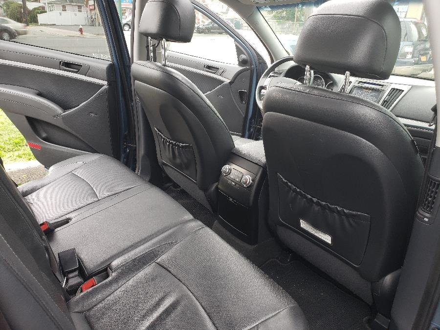 2012 Hyundai Veracruz FWD 4dr Limited, available for sale in Lynbrook, New York | ACA Auto Sales. Lynbrook, New York 2012 Hyundai Veracruz FWD 4dr Limited, available for sale in Lynbrook, New York | ACA Auto Sales. Lynbrook, New York