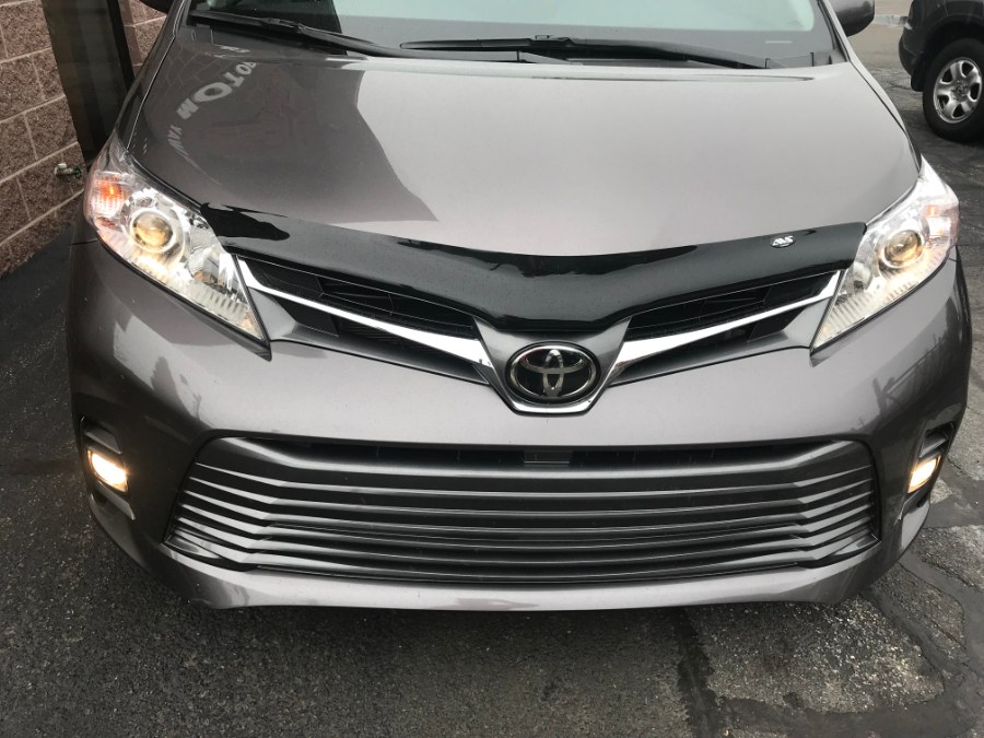 2019 Toyota Sienna XLE FWD 8-Passenger (Natl), available for sale in Bridgeport, Connecticut | Airway Motors. Bridgeport, Connecticut 2019 Toyota Sienna XLE FWD 8-Passenger (Natl), available for sale in Bridgeport, Connecticut | Airway Motors. Bridgeport, Connecticut