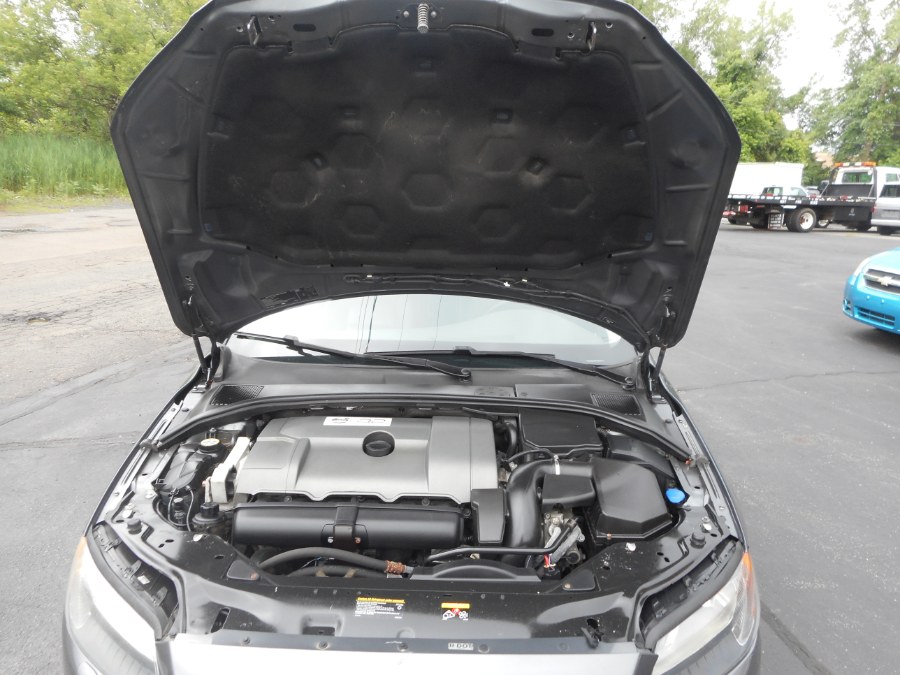 2007 Volvo S80 4dr Sdn I6 FWD, available for sale in Newington, Connecticut | Wholesale Motorcars LLC. Newington, Connecticut 2007 Volvo S80 4dr Sdn I6 FWD, available for sale in Newington, Connecticut | Wholesale Motorcars LLC. Newington, Connecticut