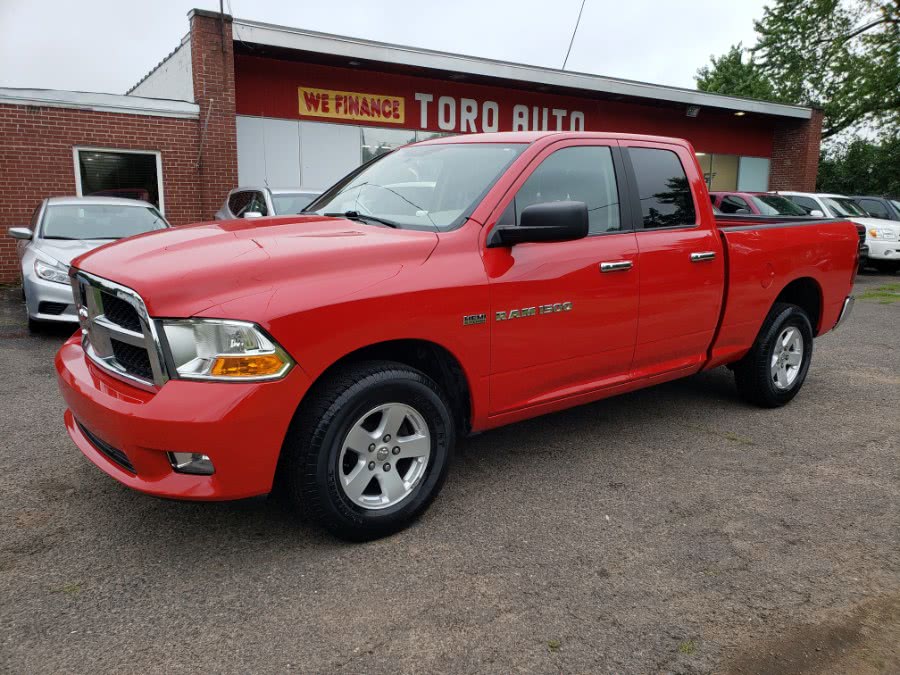 2011 Ram 1500 4WD SLT V8 Crew Cab, available for sale in East Windsor, Connecticut | Toro Auto. East Windsor, Connecticut