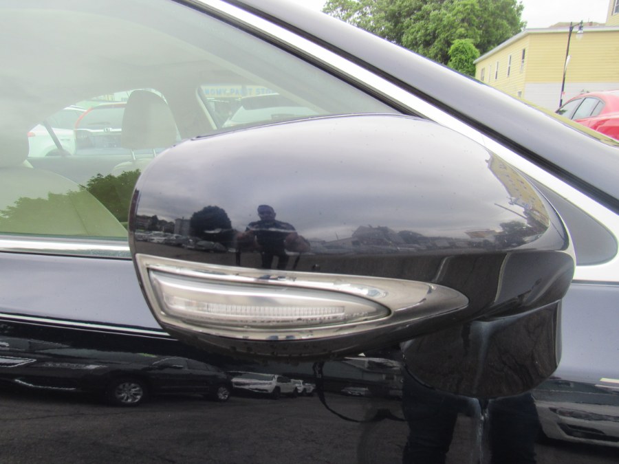 2010 Lexus ES 350 4dr Sdn, available for sale in Worcester, Massachusetts | Hilario's Auto Sales Inc.. Worcester, Massachusetts 2010 Lexus ES 350 4dr Sdn, available for sale in Worcester, Massachusetts | Hilario's Auto Sales Inc.. Worcester, Massachusetts