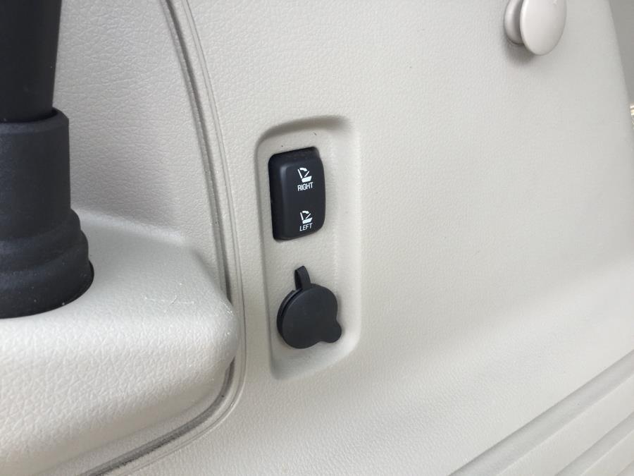 2011 Lincoln MKX AWD 4dr, available for sale in Plantsville, Connecticut | L&S Automotive LLC. Plantsville, Connecticut 2011 Lincoln MKX AWD 4dr, available for sale in Plantsville, Connecticut | L&S Automotive LLC. Plantsville, Connecticut