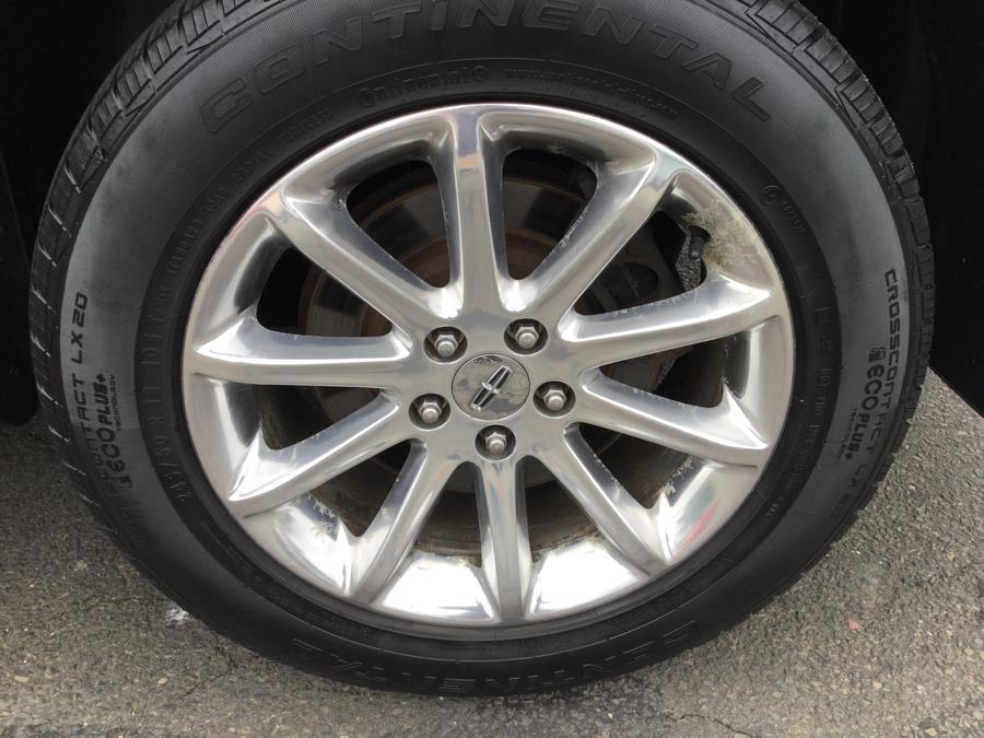 2011 Lincoln MKX AWD 4dr, available for sale in Plantsville, Connecticut | L&S Automotive LLC. Plantsville, Connecticut 2011 Lincoln MKX AWD 4dr, available for sale in Plantsville, Connecticut | L&S Automotive LLC. Plantsville, Connecticut