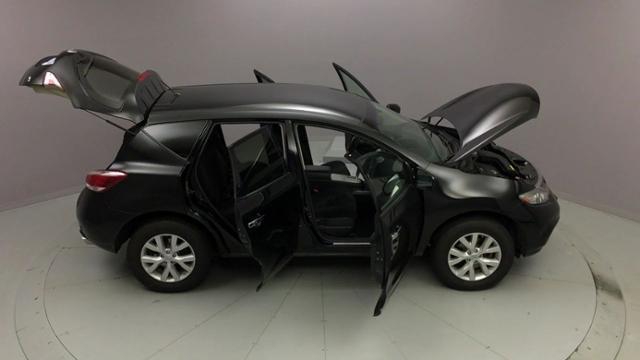 2011 Nissan Murano AWD 4dr SV, available for sale in Naugatuck, Connecticut | J&M Automotive Sls&Svc LLC. Naugatuck, Connecticut 2011 Nissan Murano AWD 4dr SV, available for sale in Naugatuck, Connecticut | J&M Automotive Sls&Svc LLC. Naugatuck, Connecticut