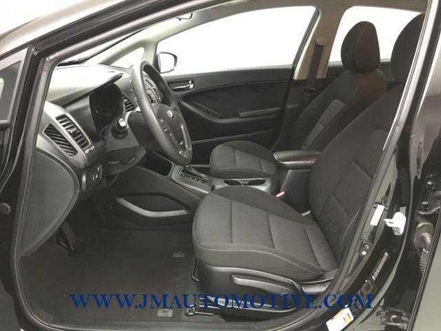 2016 Kia Forte 4dr Sdn Auto LX, available for sale in Naugatuck, Connecticut | J&M Automotive Sls&Svc LLC. Naugatuck, Connecticut 2016 Kia Forte 4dr Sdn Auto LX, available for sale in Naugatuck, Connecticut | J&M Automotive Sls&Svc LLC. Naugatuck, Connecticut