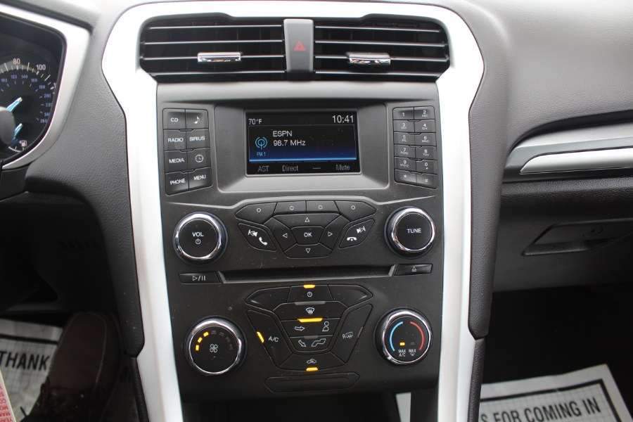 2016 Ford Fusion 4dr Sdn SE FWD, available for sale in Deer Park, New York | Car Tec Enterprise Leasing & Sales LLC. Deer Park, New York 2016 Ford Fusion 4dr Sdn SE FWD, available for sale in Deer Park, New York | Car Tec Enterprise Leasing & Sales LLC. Deer Park, New York