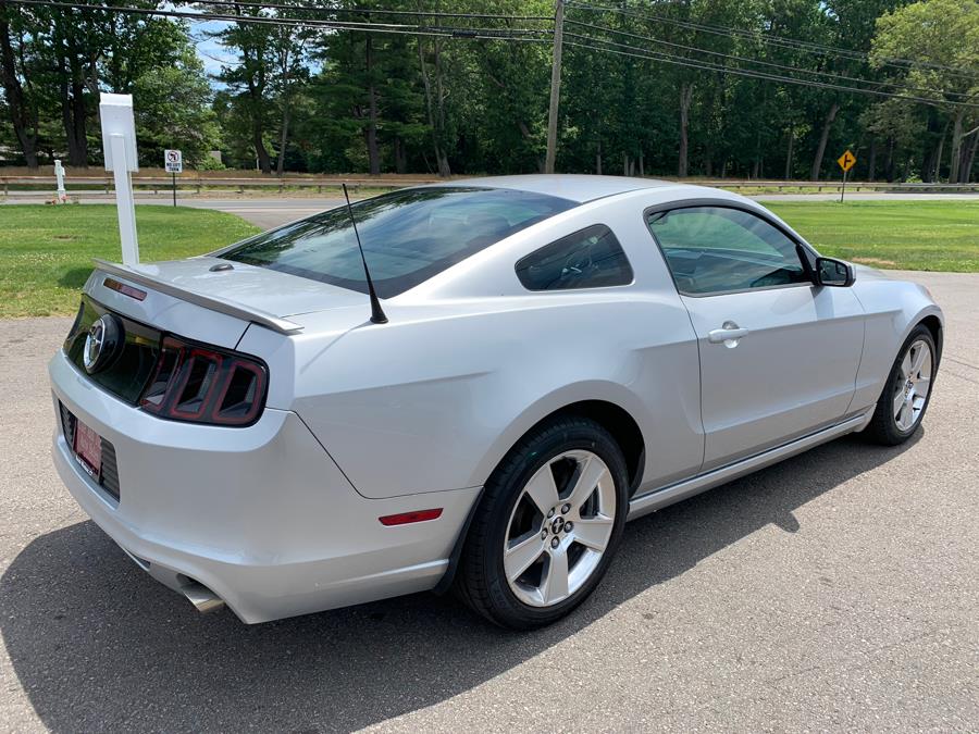 2013 Ford Mustang 2dr Cpe V6, available for sale in South Windsor, Connecticut | Mike And Tony Auto Sales, Inc. South Windsor, Connecticut 2013 Ford Mustang 2dr Cpe V6, available for sale in South Windsor, Connecticut | Mike And Tony Auto Sales, Inc. South Windsor, Connecticut