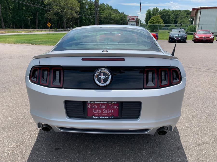 2013 Ford Mustang 2dr Cpe V6, available for sale in South Windsor, Connecticut | Mike And Tony Auto Sales, Inc. South Windsor, Connecticut 2013 Ford Mustang 2dr Cpe V6, available for sale in South Windsor, Connecticut | Mike And Tony Auto Sales, Inc. South Windsor, Connecticut