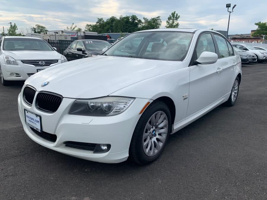 2009 BMW 3 Series 4dr Sdn 328i xDrive AWD, available for sale in Bohemia, New York | B I Auto Sales. Bohemia, New York