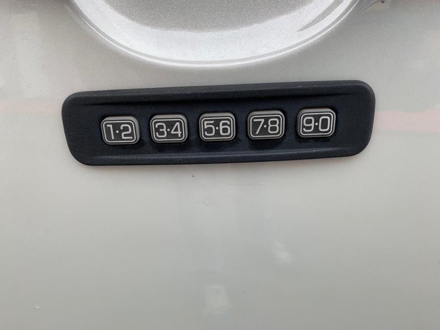 2008 Ford Escape 4WD 4dr V6 Auto Limited, available for sale in Taunton, Massachusetts | Rt 138 Auto Center Inc . Taunton, Massachusetts 2008 Ford Escape 4WD 4dr V6 Auto Limited, available for sale in Taunton, Massachusetts | Rt 138 Auto Center Inc . Taunton, Massachusetts