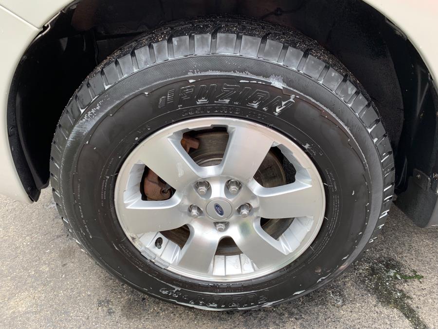 2008 Ford Escape 4WD 4dr V6 Auto Limited, available for sale in Taunton, Massachusetts | Rt 138 Auto Center Inc . Taunton, Massachusetts 2008 Ford Escape 4WD 4dr V6 Auto Limited, available for sale in Taunton, Massachusetts | Rt 138 Auto Center Inc . Taunton, Massachusetts