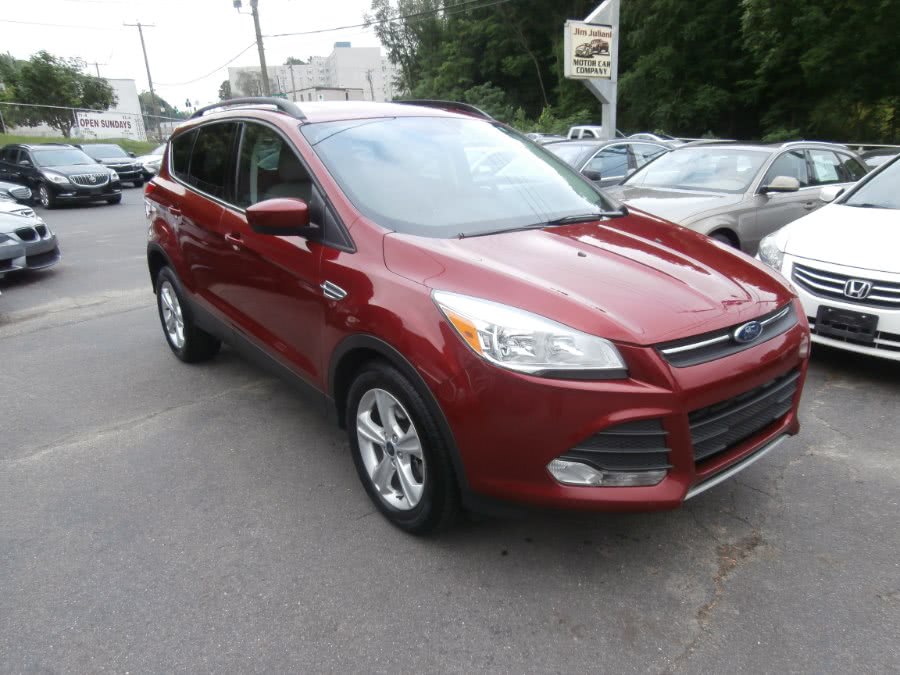 2015 Ford Escape 4WD 4dr SE, available for sale in Waterbury, Connecticut | Jim Juliani Motors. Waterbury, Connecticut