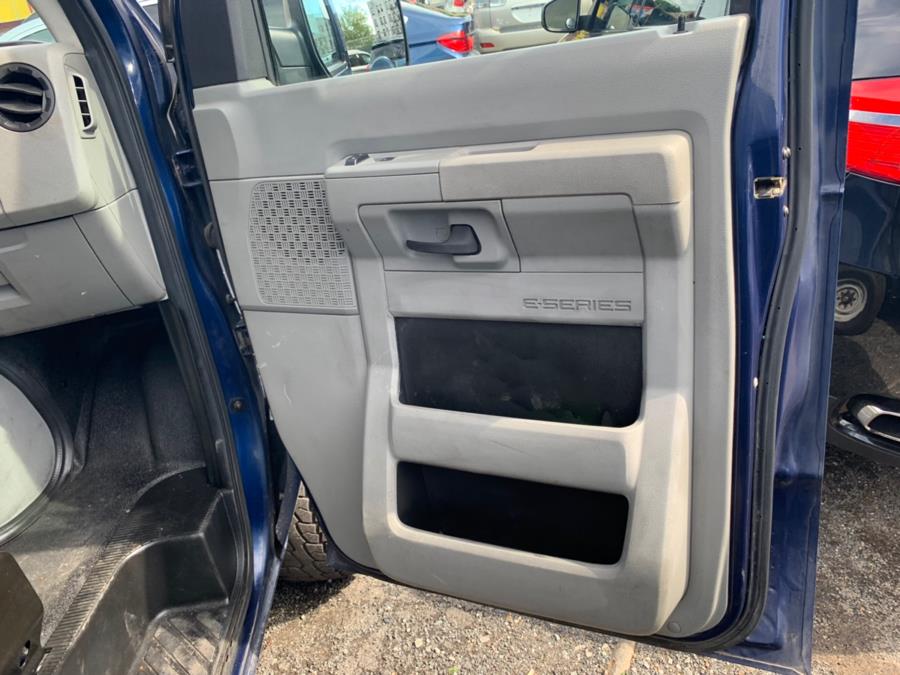 2014 Ford Econoline Cargo Van E-250 Ext Commercial, available for sale in Brooklyn, New York | Atlantic Used Car Sales. Brooklyn, New York 2014 Ford Econoline Cargo Van E-250 Ext Commercial, available for sale in Brooklyn, New York | Atlantic Used Car Sales. Brooklyn, New York