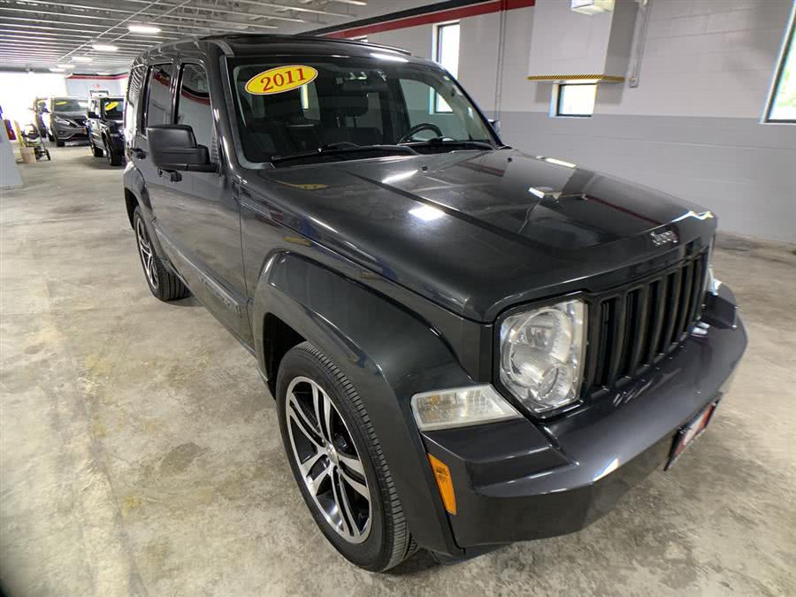 2011 Jeep Liberty 4WD 4dr Sport, available for sale in Stratford, Connecticut | Wiz Leasing Inc. Stratford, Connecticut