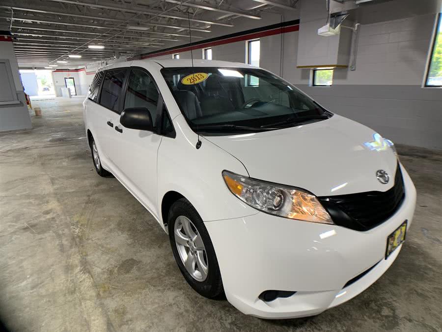 2013 Toyota Sienna 5dr 7-Pass Van V6 L FWD (Natl), available for sale in Stratford, Connecticut | Wiz Leasing Inc. Stratford, Connecticut