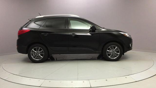 2015 Hyundai Tucson AWD 4dr SE PZEV, available for sale in Naugatuck, Connecticut | J&M Automotive Sls&Svc LLC. Naugatuck, Connecticut 2015 Hyundai Tucson AWD 4dr SE PZEV, available for sale in Naugatuck, Connecticut | J&M Automotive Sls&Svc LLC. Naugatuck, Connecticut