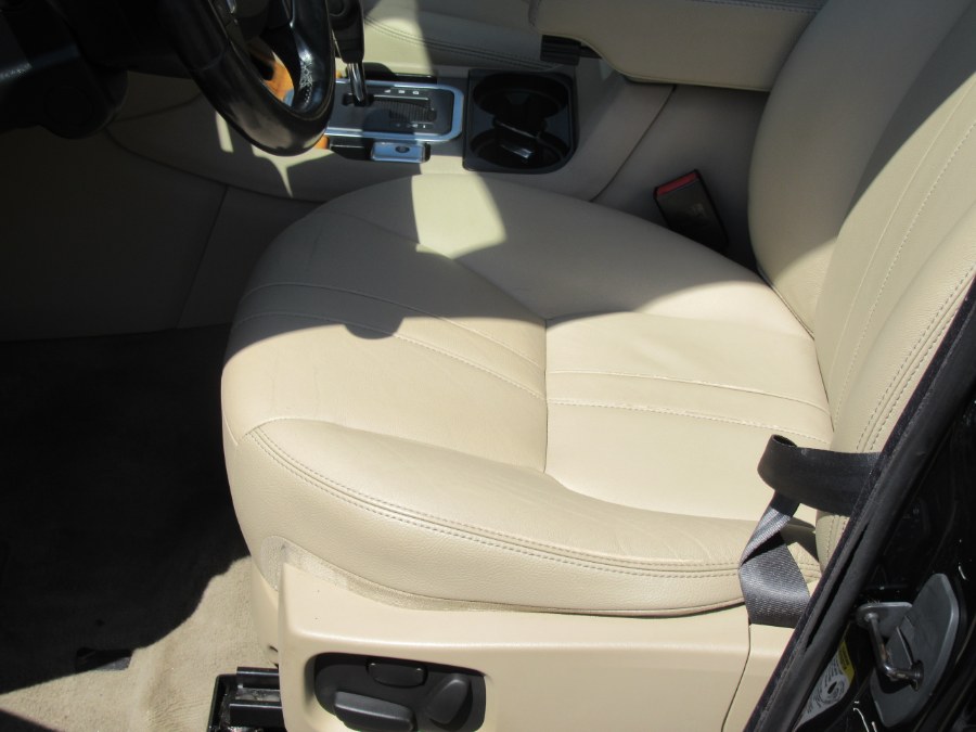 2012 Land Rover LR4 4WD 4dr HSE, available for sale in Little Ferry, New Jersey | Royalty Auto Sales. Little Ferry, New Jersey 2012 Land Rover LR4 4WD 4dr HSE, available for sale in Little Ferry, New Jersey | Royalty Auto Sales. Little Ferry, New Jersey