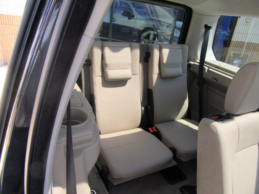 2012 Land Rover LR4 4WD 4dr HSE, available for sale in Little Ferry, New Jersey | Royalty Auto Sales. Little Ferry, New Jersey 2012 Land Rover LR4 4WD 4dr HSE, available for sale in Little Ferry, New Jersey | Royalty Auto Sales. Little Ferry, New Jersey