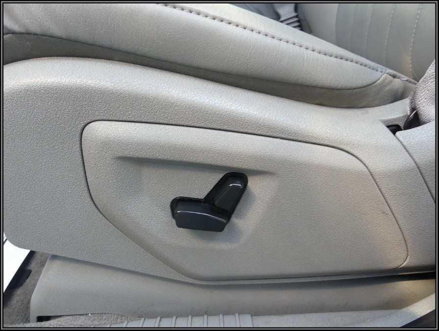 2005 Jeep Grand Cherokee 4dr Laredo 4WD, available for sale in Huntington Station, New York | My Auto Inc.. Huntington Station, New York 2005 Jeep Grand Cherokee 4dr Laredo 4WD, available for sale in Huntington Station, New York | My Auto Inc.. Huntington Station, New York