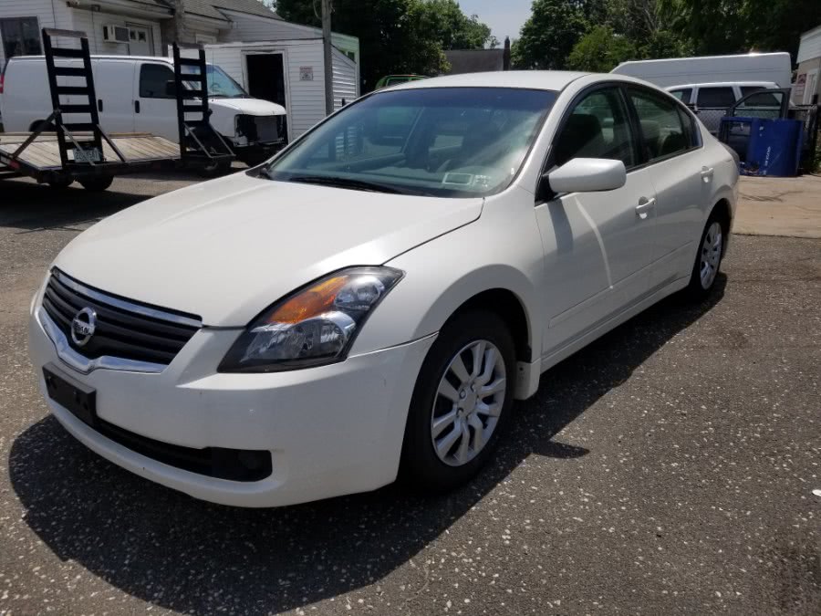 2009 Nissan Altima 4dr Sdn I4 CVT 2.5 SL, available for sale in Patchogue, New York | Romaxx Truxx. Patchogue, New York