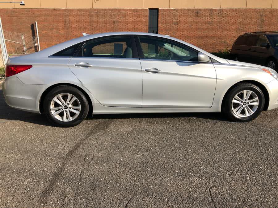 2011 Hyundai Sonata 4dr Sdn 2.4L Auto GLS PZEV *Ltd Avail*, available for sale in Manchester, Connecticut | Best Auto Sales LLC. Manchester, Connecticut