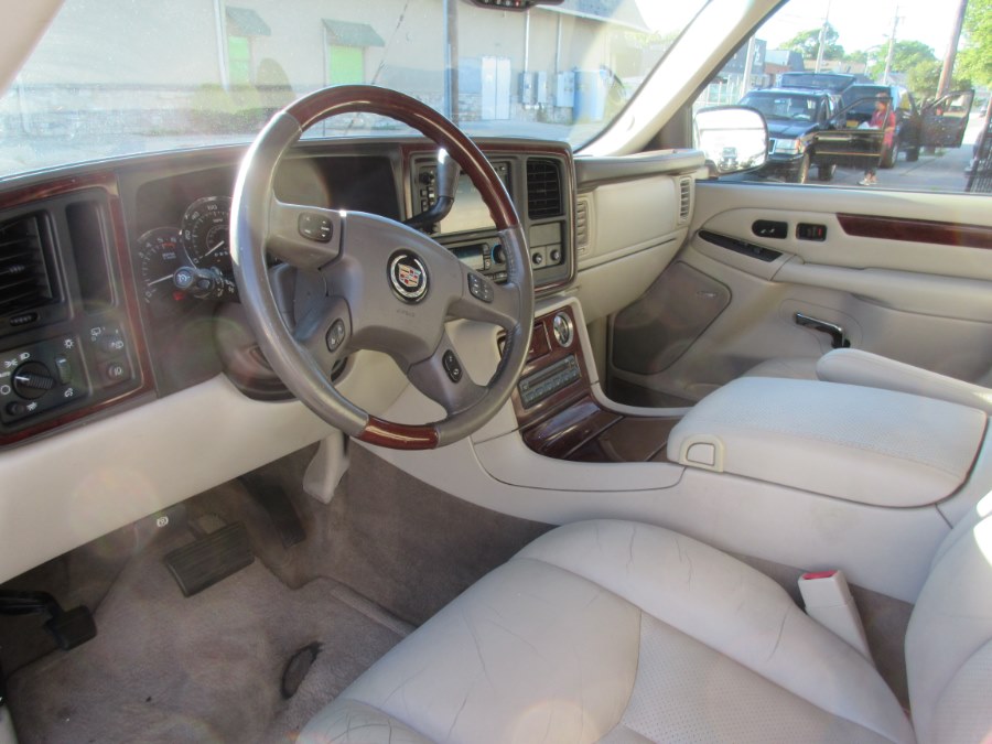 2006 Cadillac Escalade 4dr AWD, available for sale in Lynbrook, New York | ACA Auto Sales. Lynbrook, New York 2006 Cadillac Escalade 4dr AWD, available for sale in Lynbrook, New York | ACA Auto Sales. Lynbrook, New York