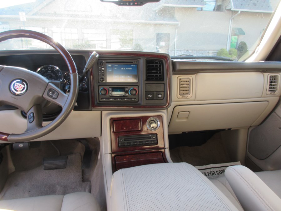 2006 Cadillac Escalade 4dr AWD, available for sale in Lynbrook, New York | ACA Auto Sales. Lynbrook, New York 2006 Cadillac Escalade 4dr AWD, available for sale in Lynbrook, New York | ACA Auto Sales. Lynbrook, New York