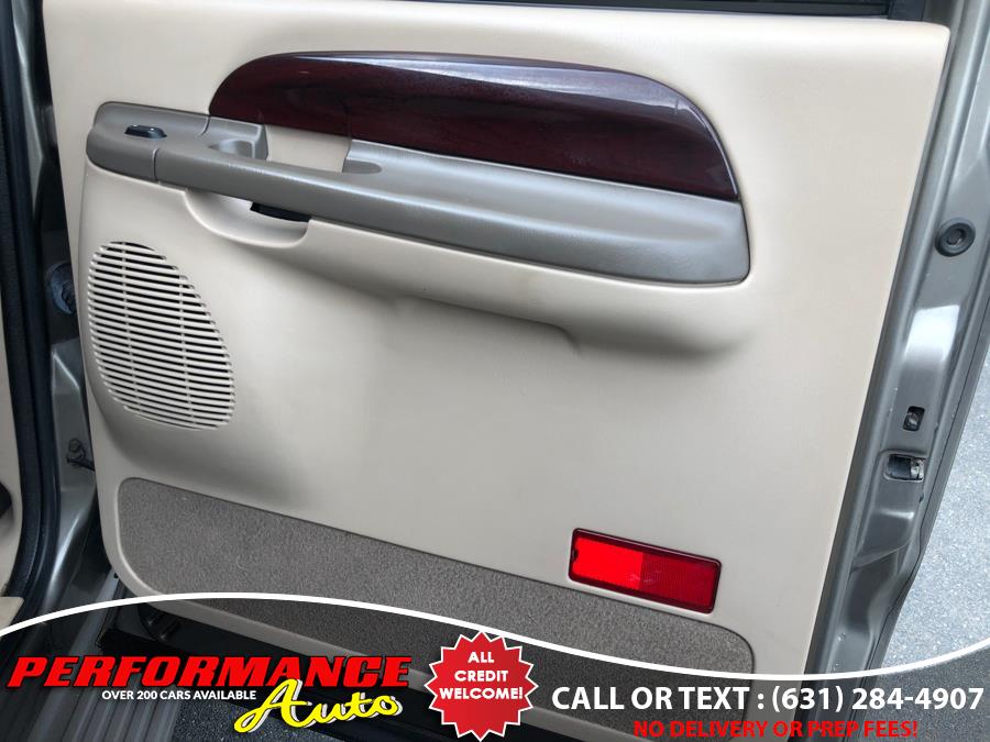 2003 Ford Excursion 137" WB 6.8L Limited 4WD, available for sale in Bohemia, New York | Performance Auto Inc. Bohemia, New York 2003 Ford Excursion 137" WB 6.8L Limited 4WD, available for sale in Bohemia, New York | Performance Auto Inc. Bohemia, New York