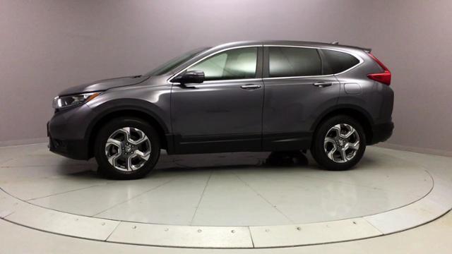 2017 Honda Cr-v EX AWD, available for sale in Naugatuck, Connecticut | J&M Automotive Sls&Svc LLC. Naugatuck, Connecticut 2017 Honda Cr-v EX AWD, available for sale in Naugatuck, Connecticut | J&M Automotive Sls&Svc LLC. Naugatuck, Connecticut