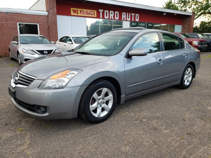 2008 Nissan Altima 2.5 SL Leather & Sunroof, available for sale in East Windsor, Connecticut | Toro Auto. East Windsor, Connecticut