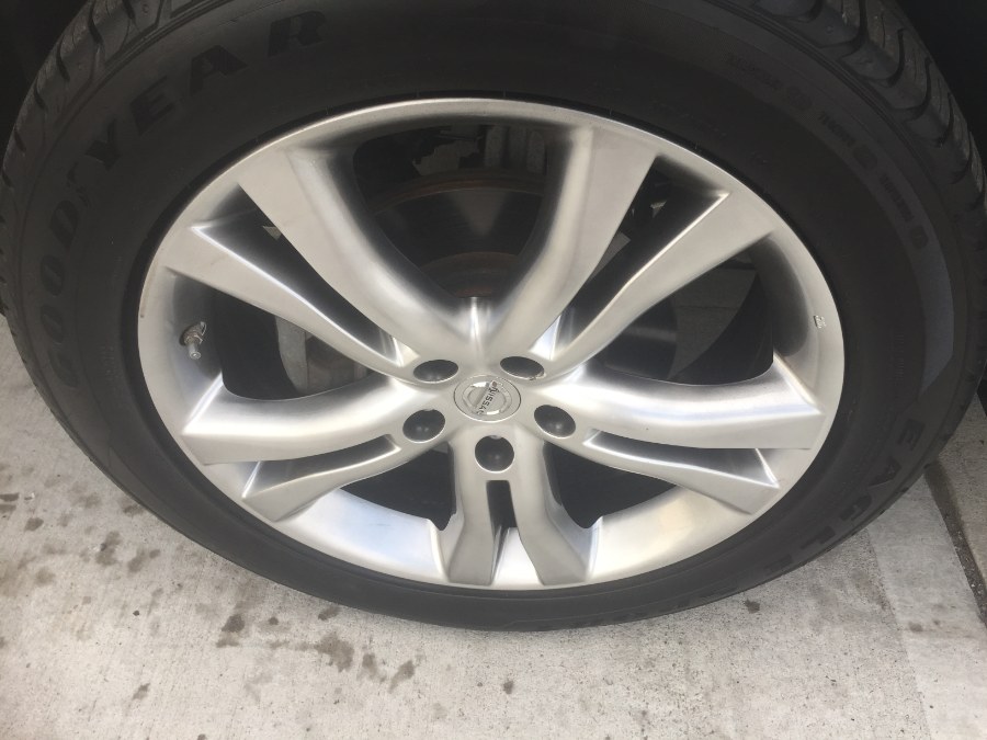 2009 Nissan Murano AWD 4dr LE, available for sale in Middle Village, New York | Middle Village Motors . Middle Village, New York 2009 Nissan Murano AWD 4dr LE, available for sale in Middle Village, New York | Middle Village Motors . Middle Village, New York