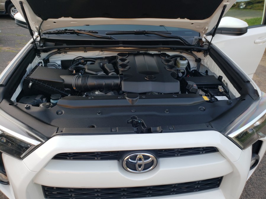 2017 Toyota 4Runner SR5 RWD, available for sale in East Windsor, Connecticut | Toro Auto. East Windsor, Connecticut 2017 Toyota 4Runner SR5 RWD, available for sale in East Windsor, Connecticut | Toro Auto. East Windsor, Connecticut