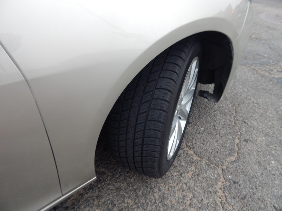 2014 Chevrolet Malibu 4dr Sdn LT w/2LT, available for sale in Brooklyn, New York | Brooklyn Auto Mall LLC. Brooklyn, New York 2014 Chevrolet Malibu 4dr Sdn LT w/2LT, available for sale in Brooklyn, New York | Brooklyn Auto Mall LLC. Brooklyn, New York