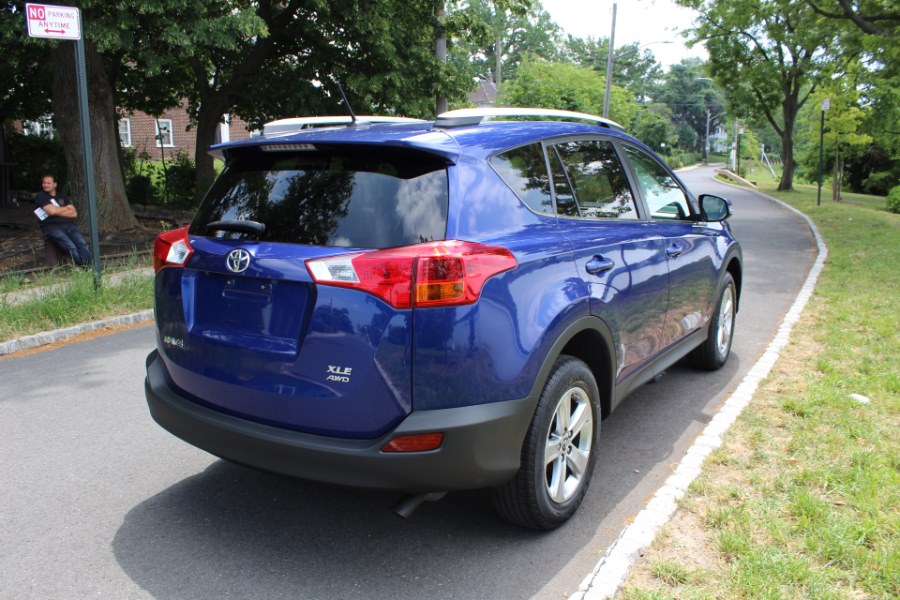 2015 Toyota RAV4 AWD 4dr XLE, available for sale in Great Neck, New York | Great Neck Car Buyers & Sellers. Great Neck, New York 2015 Toyota RAV4 AWD 4dr XLE, available for sale in Great Neck, New York | Great Neck Car Buyers & Sellers. Great Neck, New York