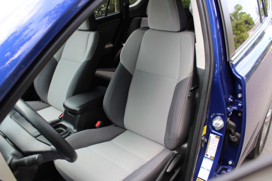 2015 Toyota RAV4 AWD 4dr XLE, available for sale in Great Neck, New York | Great Neck Car Buyers & Sellers. Great Neck, New York 2015 Toyota RAV4 AWD 4dr XLE, available for sale in Great Neck, New York | Great Neck Car Buyers & Sellers. Great Neck, New York