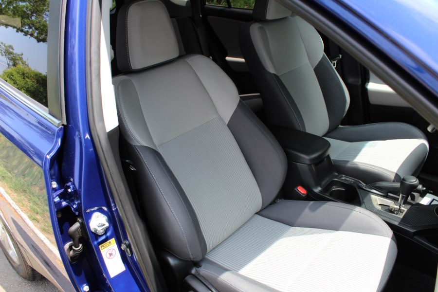 2015 Toyota RAV4 AWD 4dr XLE, available for sale in Great Neck, New York | Great Neck Car Buyers & Sellers. Great Neck, New York 2015 Toyota RAV4 AWD 4dr XLE, available for sale in Great Neck, New York | Great Neck Car Buyers & Sellers. Great Neck, New York