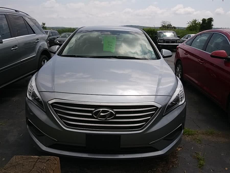 Used Hyundia Sonata Se 2017 | 5M Motor Corp. Hamden, Connecticut