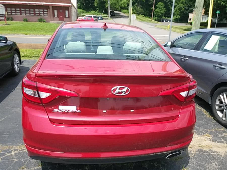 Used 2017 Hyundia Sonota in Hamden, Connecticut | 5M Motor Corp. Hamden, Connecticut
