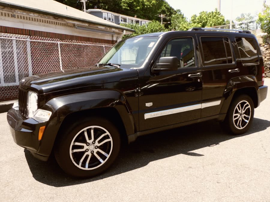 2011 Jeep Liberty 4WD 4dr Sport, available for sale in Shelton, Connecticut | Center Motorsports LLC. Shelton, Connecticut