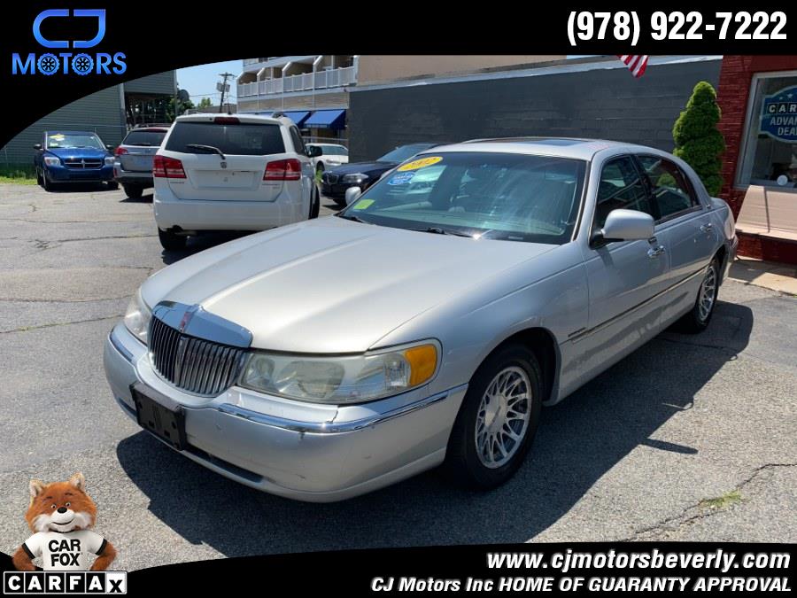2002 Lincoln Town Car 4dr Sdn Sig. Prem. Touring, available for sale in Beverly, Massachusetts | CJ Motors Inc. Beverly, Massachusetts 2002 Lincoln Town Car 4dr Sdn Sig. Prem. Touring, available for sale in Beverly, Massachusetts | CJ Motors Inc. Beverly, Massachusetts