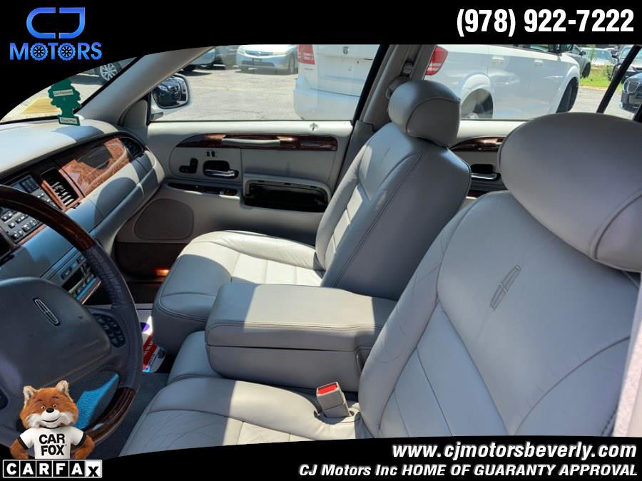 2002 Lincoln Town Car 4dr Sdn Sig. Prem. Touring, available for sale in Beverly, Massachusetts | CJ Motors Inc. Beverly, Massachusetts 2002 Lincoln Town Car 4dr Sdn Sig. Prem. Touring, available for sale in Beverly, Massachusetts | CJ Motors Inc. Beverly, Massachusetts