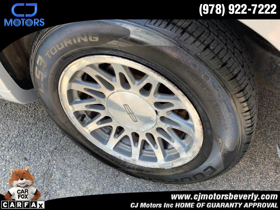 2002 Lincoln Town Car 4dr Sdn Sig. Prem. Touring, available for sale in Beverly, Massachusetts | CJ Motors Inc. Beverly, Massachusetts 2002 Lincoln Town Car 4dr Sdn Sig. Prem. Touring, available for sale in Beverly, Massachusetts | CJ Motors Inc. Beverly, Massachusetts